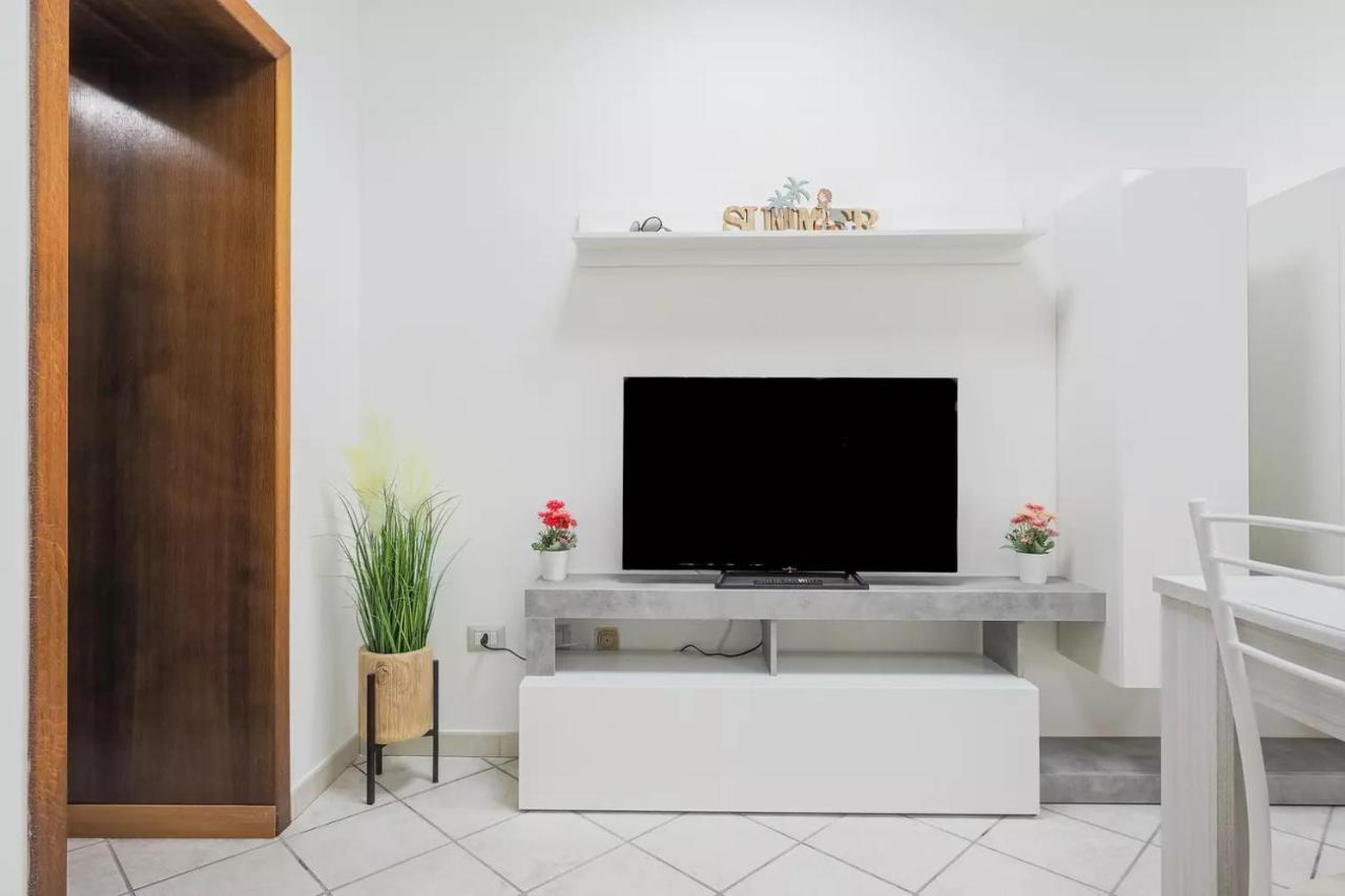Saint Simplicio House Apartment ออลเบีย ภายนอก รูปภาพ