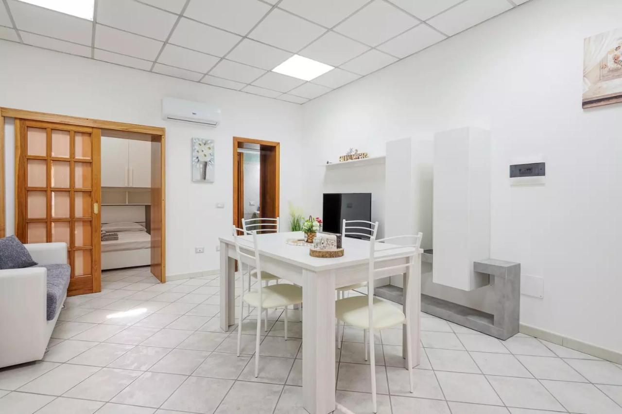 Saint Simplicio House Apartment ออลเบีย ภายนอก รูปภาพ