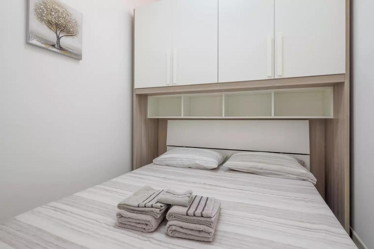 Saint Simplicio House Apartment ออลเบีย ภายนอก รูปภาพ